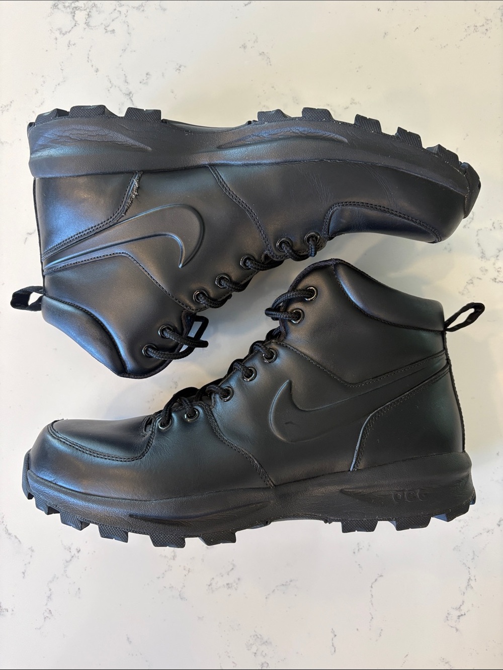 Nika Manoa Mens leather boots size 11